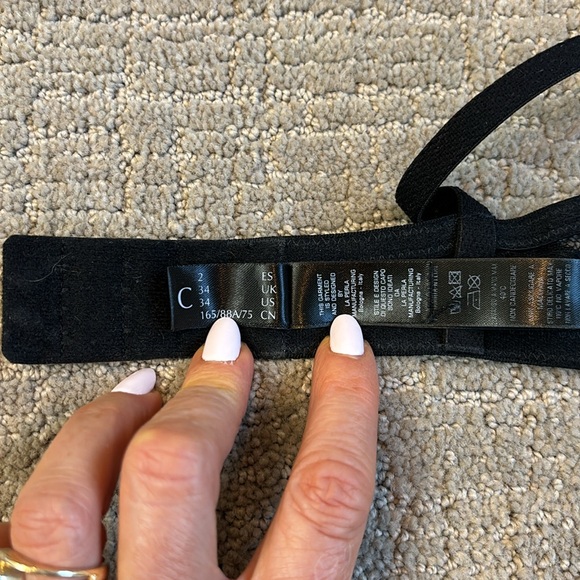 La Perla non-padded underwire bra. Size 34 C. - Picture 11 of 17